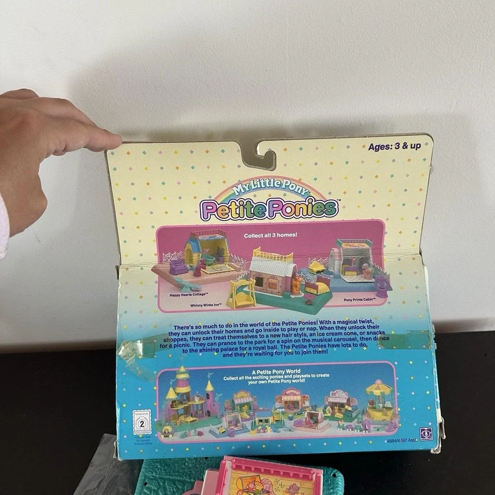 My Little Pony Petite Ponies Pony Print Cabin w Box 1990 Hasbro